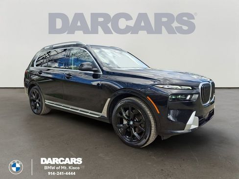 Certified 2025 BMW X7 xDrive40i AWD/4WD image 1