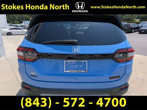 Certified 2024 Honda Pilot TrailSport image 11