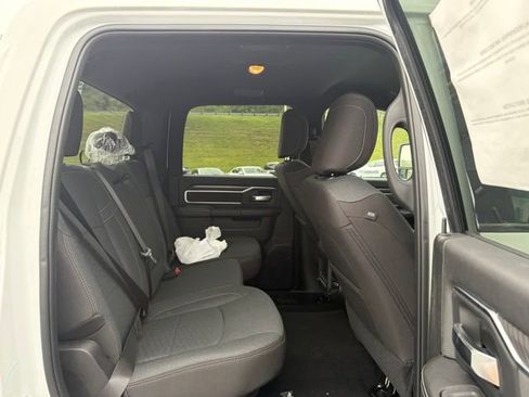 New 2026 RAM 2500 Big Horn AWD/4WD image 30