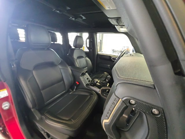 Certified 2025 Ford Bronco Badlands AWD/4WD image 30