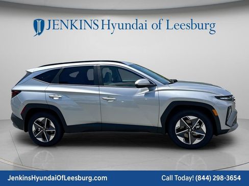 New 2026 Hyundai Tucson SEL w/ Tow & Go Package FWD image 2
