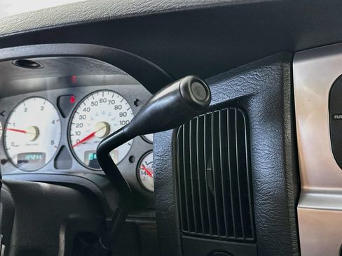 Used 2005 Dodge Ram 3500 Truck SLT AWD/4WD image 16