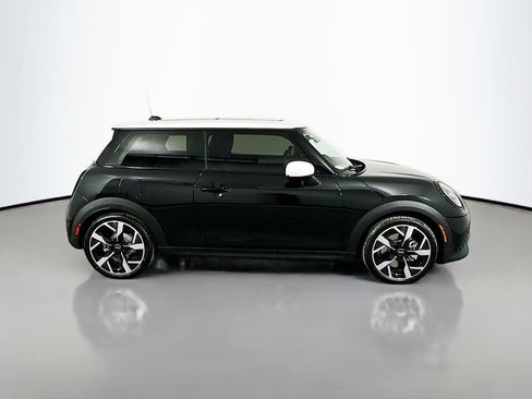 Certified 2025 MINI Cooper 2-Door Hardtop image 4