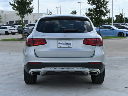 Used 2020 Mercedes-Benz GLC 300 image 8