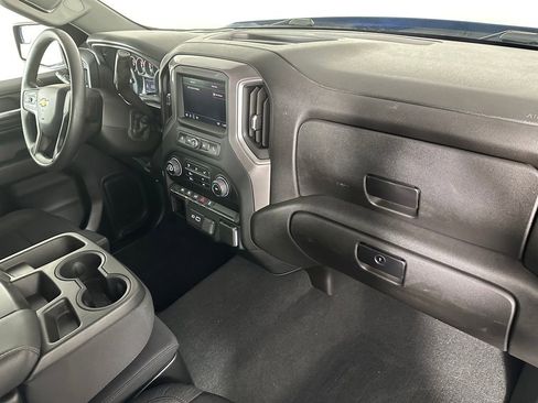 Used 2022 Chevrolet Silverado 1500 Custom AWD/4WD image 29
