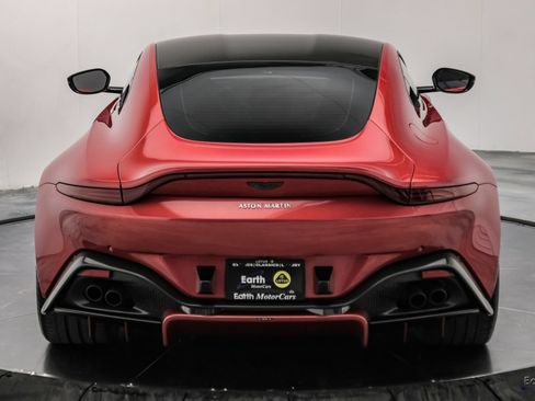 Used 2019 Aston Martin V8 Vantage Coupe RWD image 15