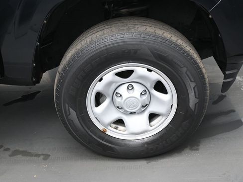 Used 2020 Toyota Tacoma SR image 32