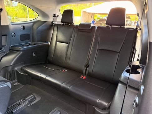 Used 2022 Toyota Highlander Limited image 22