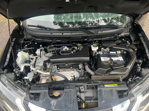 Used 2018 Nissan Rogue SL FWD image 30