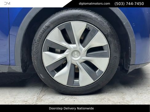 Used 2021 Tesla Model Y Long Range image 38