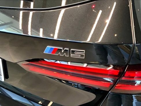 New 2026 BMW M5 Touring image 15
