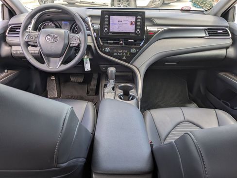 Used 2023 Toyota Camry SE FWD image 26