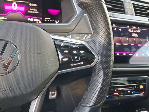 Used 2023 Volkswagen Tiguan SE R-Line image 20