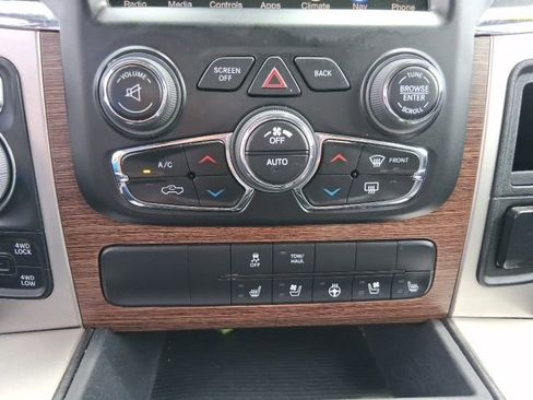 Used 2017 RAM 1500 Laramie w/ Convenience Group AWD/4WD image 21