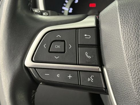 Used 2024 Toyota Highlander LE image 22