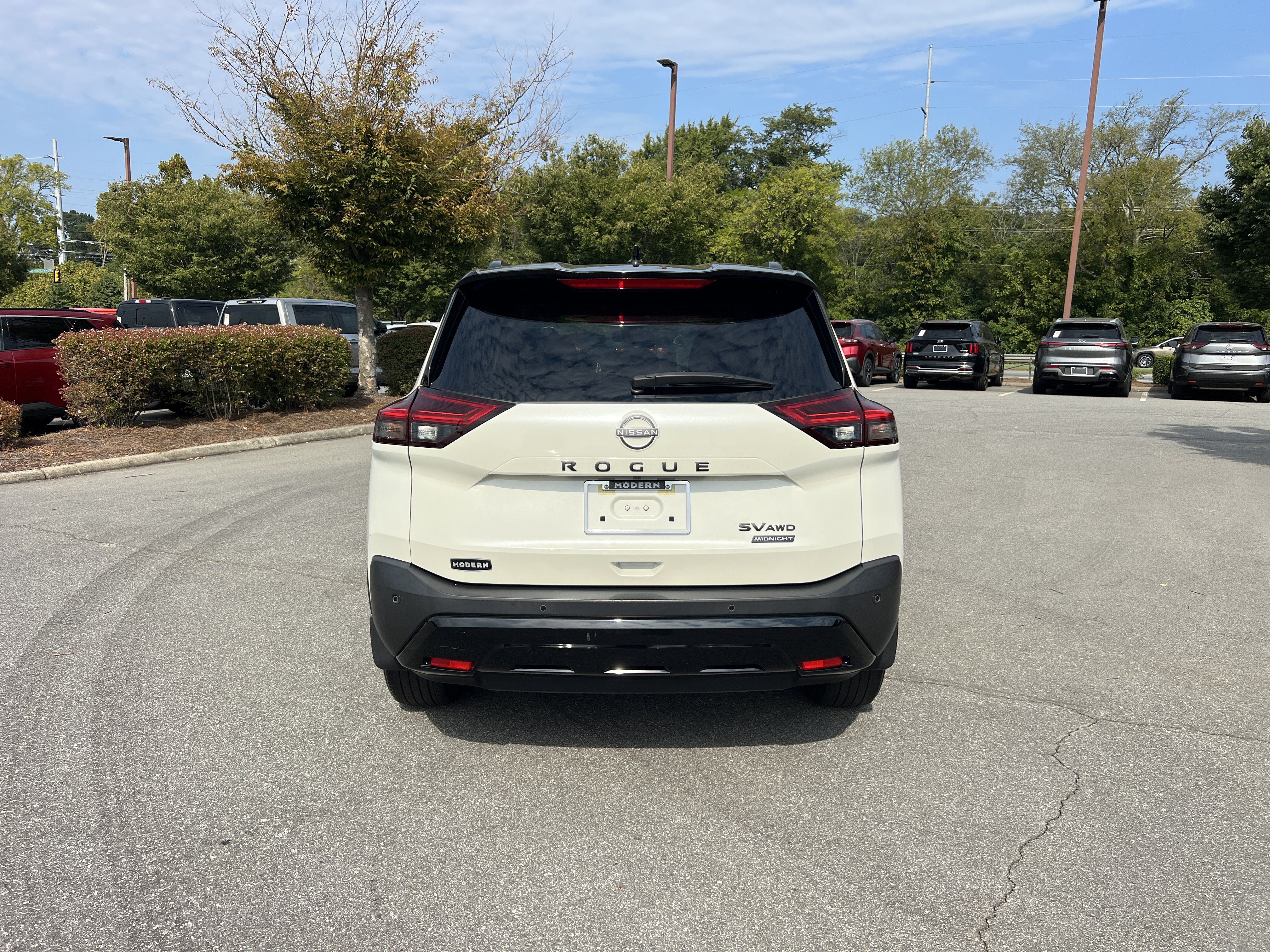 Certified 2023 Nissan Rogue SV w/ SV Premium B Package AWD/4WD image 6