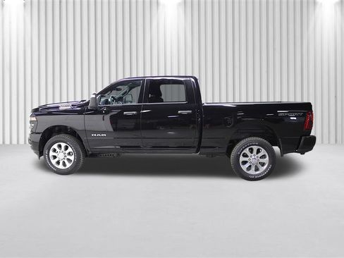 New 2026 RAM 2500 Big Horn AWD/4WD image 7