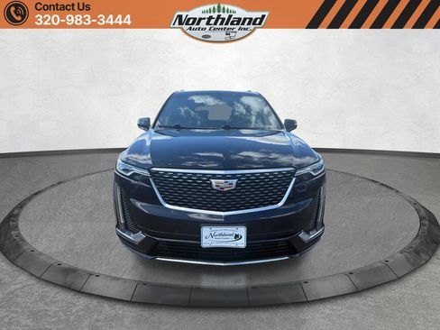 Used 2021 Cadillac XT6 Premium Luxury AWD/4WD image 2
