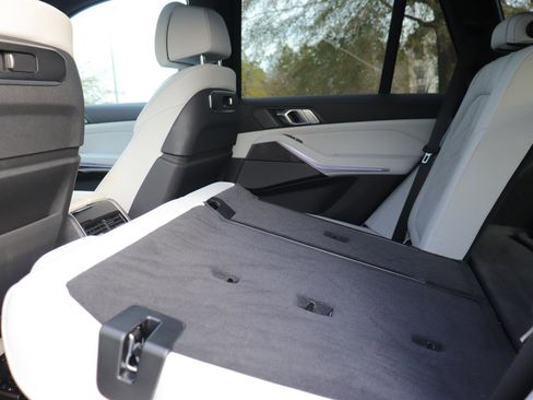 Certified 2024 BMW X5 xDrive40i w/ Premium Package image 14