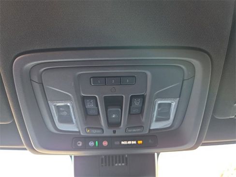 Certified 2023 GMC Sierra 1500 SLT w/ SLT Premium Package image 32