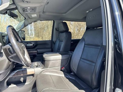 Used 2021 GMC Sierra 2500 Denali w/ Denali Ultimate Package image 23