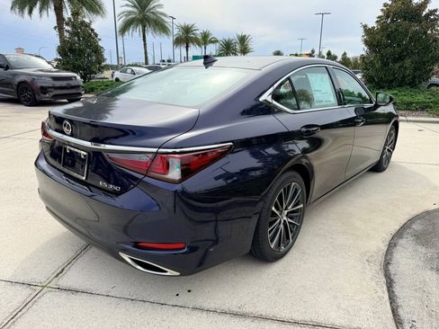 New 2025 Lexus ES 350 w/ Premium Package image 3