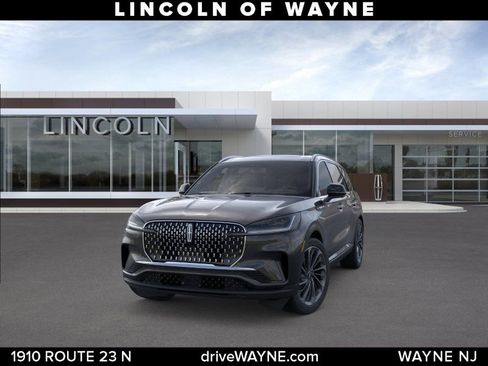 New 2026 Lincoln Aviator Reserve image 2