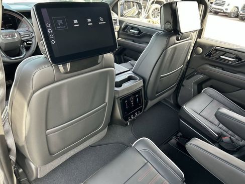 New 2026 GMC Yukon AT4 Ultimate AWD/4WD image 36
