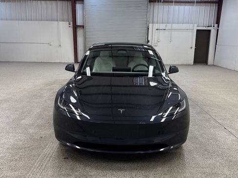 Used 2025 Tesla Model 3 Long Range image 21