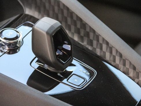 Used 2023 Polestar Polestar 2 w/ Pilot Pack image 19