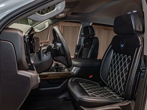 Used 2024 GMC Sierra 1500 Elevation w/ X31 Off-Road Package image 19