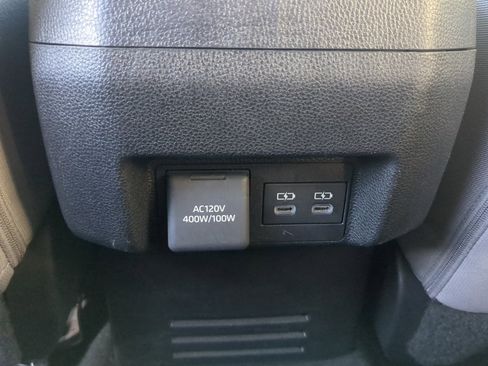 Used 2024 Toyota Tacoma TRD Sport image 14