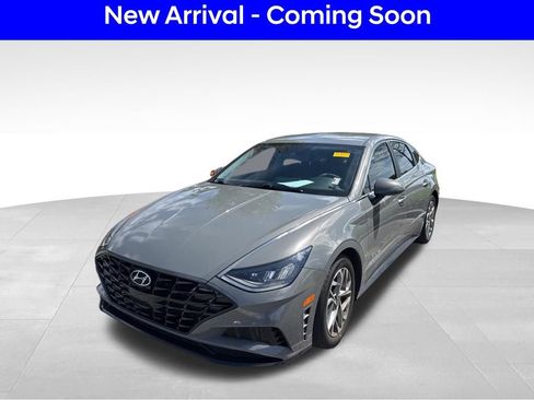 Used 2023 Hyundai Sonata SEL w/ Preferred Accessory Package image 2