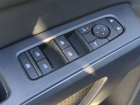 New 2025 Nissan Pathfinder Rock Creek image 12