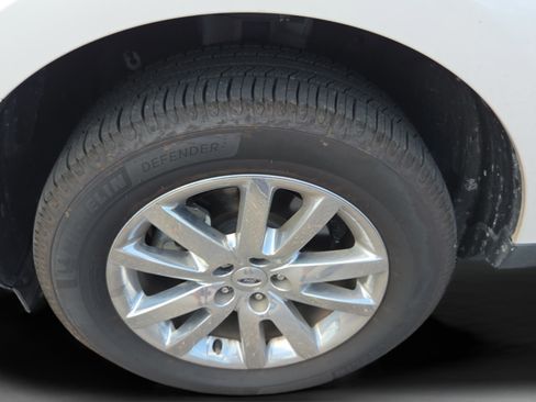Used 2013 Ford Edge Limited FWD image 28