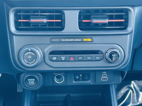 New 2026 Ford Maverick Lariat w/ 4K Tow Package image 28