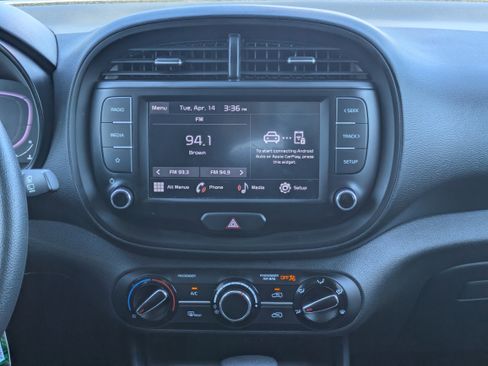 Used 2023 Kia Soul LX FWD image 5