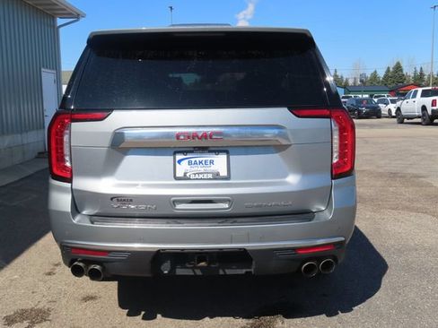 Used 2024 GMC Yukon XL Denali w/ Advanced Technology Package AWD/4WD image 11