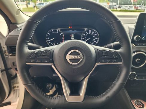 Used 2025 Nissan Sentra SV w/ All-Weather Package FWD image 18