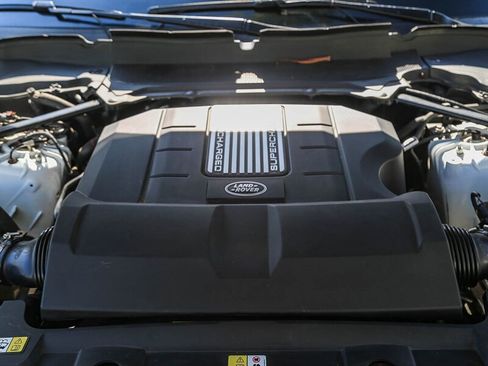 Used 2019 Land Rover Range Rover HSE image 33