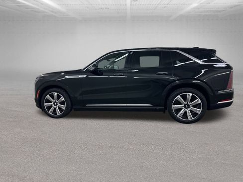 Used 2025 Cadillac Escalade IQ Luxury 2 image 6