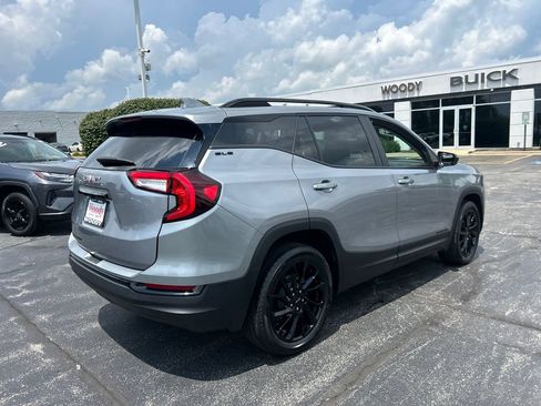 Certified 2023 GMC Terrain SLE w/ Elevation Edition FWD image 8