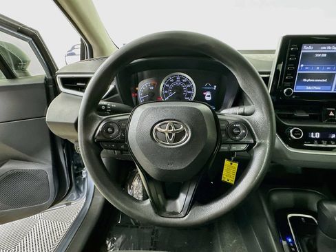 Used 2021 Toyota Corolla LE FWD image 13
