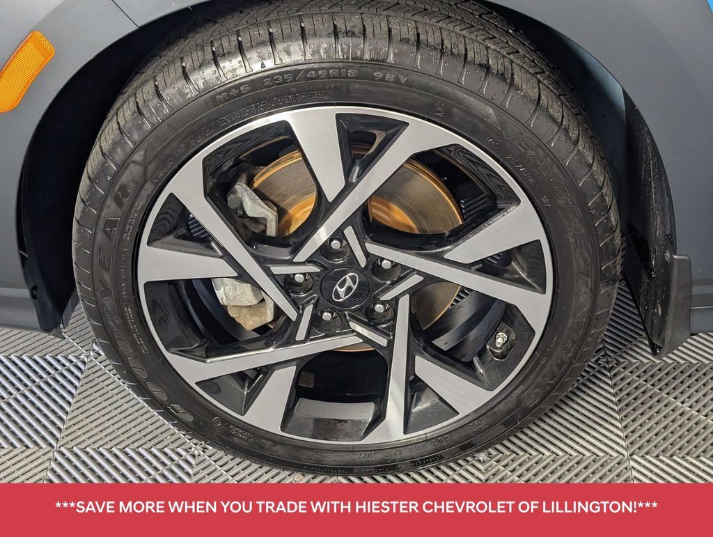 Used 2023 Hyundai Kona Limited AWD/4WD image 8