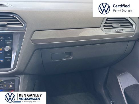 Certified 2023 Volkswagen Tiguan SE R-Line FWD image 16