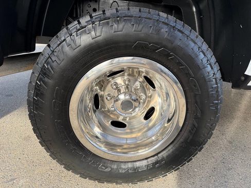 Used 2016 RAM 3500 Tradesman w/ Chrome Appearance Group image 30