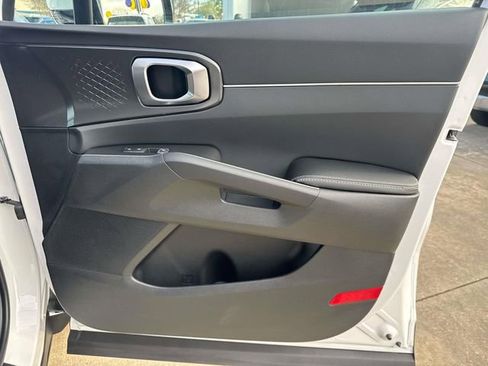 New 2026 Kia Sorento LX FWD image 18