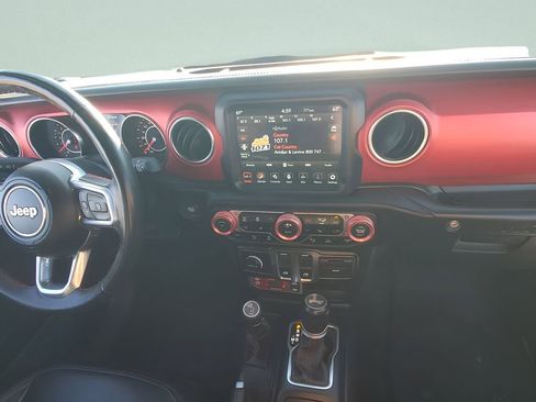 Used 2021 Jeep Wrangler Rubicon image 10