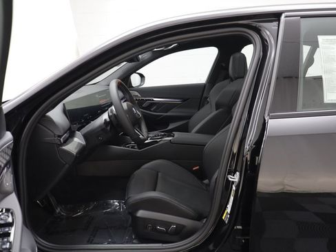 New 2026 BMW i5 M60 AWD/4WD image 6