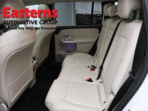 Used 2021 Mercedes-Benz GLB 250 4MATIC image 25